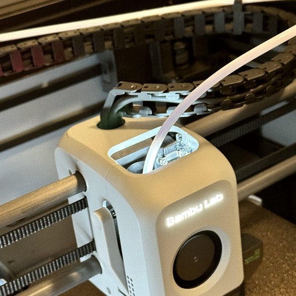 Bambu Lab X1C Extruder beim Drucken